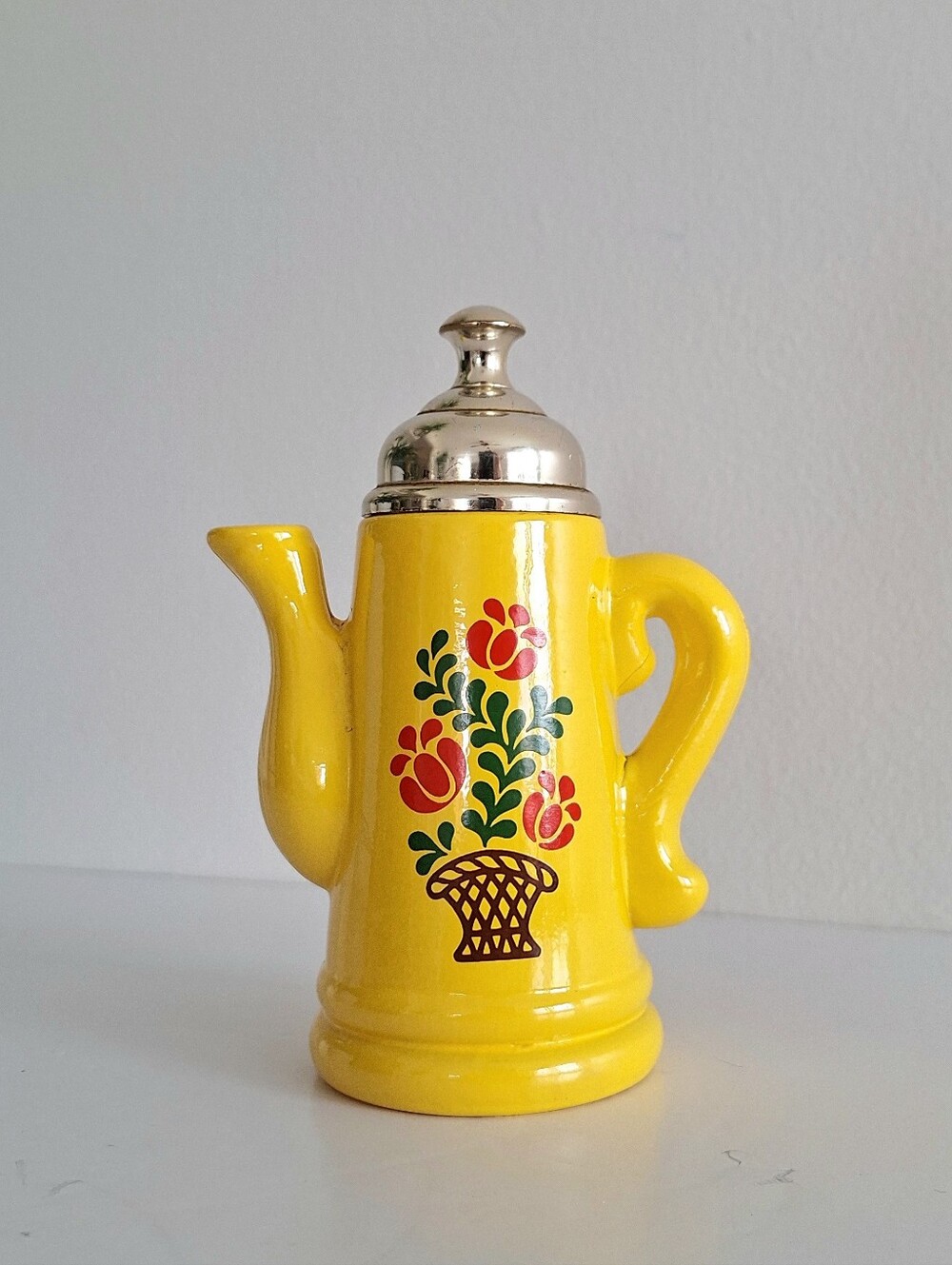 Vintage Avon Koffee Klatch bottle Bath foam